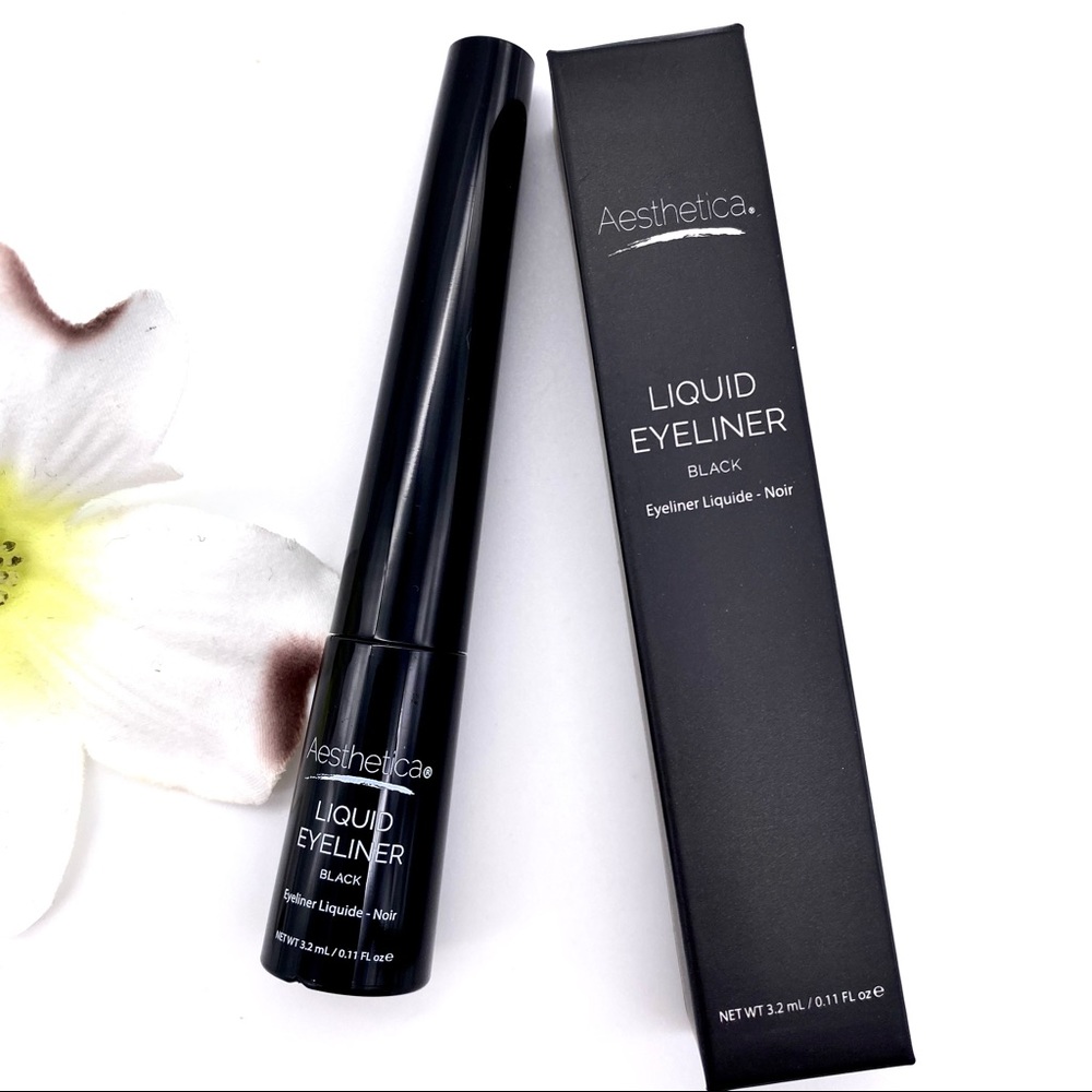 NIB Aesthetica Liquid Eyeliner in Black